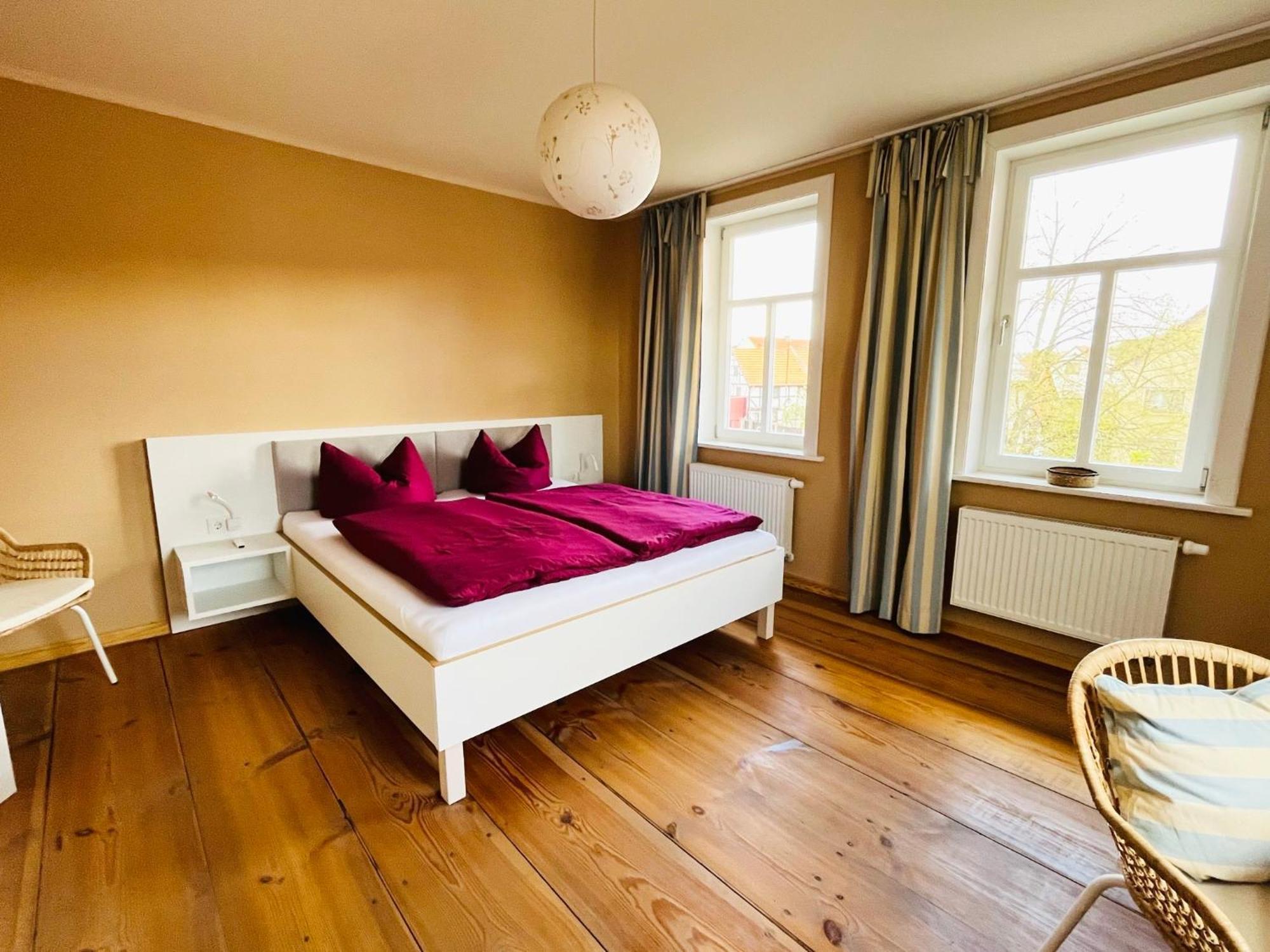 Altes Pfarrhaus Neustaedt Hotel Neustadt  Eksteriør billede