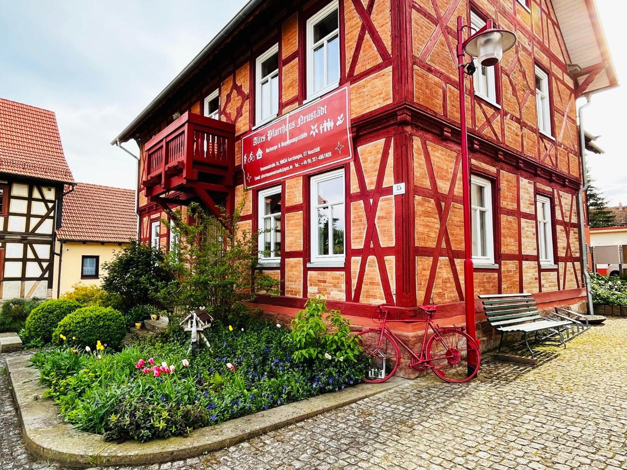 Altes Pfarrhaus Neustaedt Hotel Neustadt  Eksteriør billede